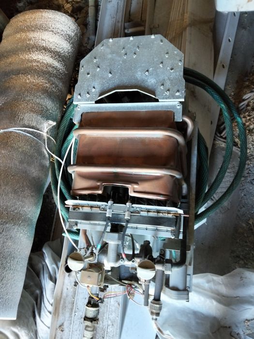 Продам котел газовый