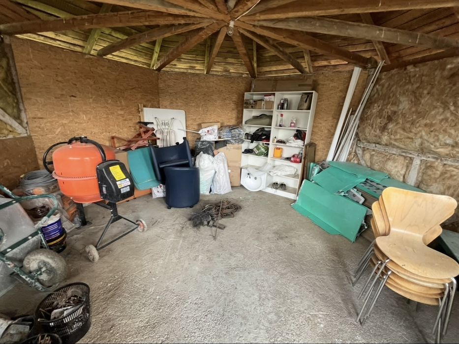 Vand foisor, stare foarte buna, 30mp utili