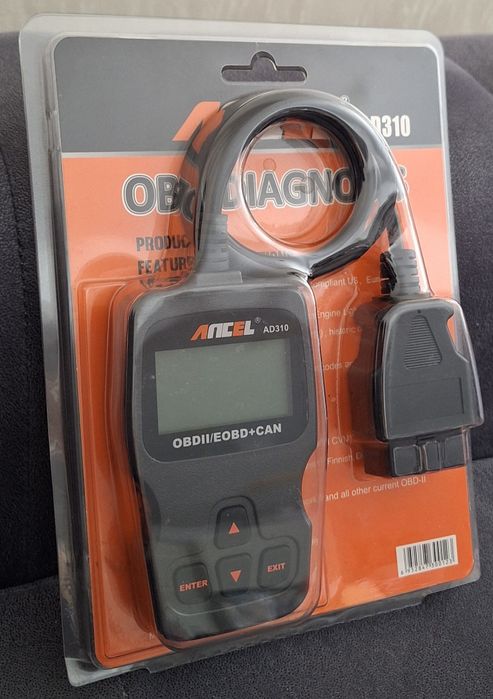 Cititor coduri auto AD310, diagnosticare OBDII, ecran LCD mare