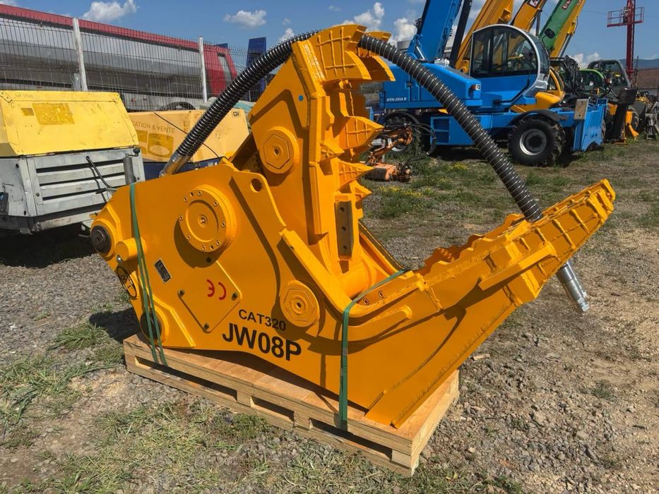 Automiza.ro. Vand piese pentru utilaje de constructii si camioane !