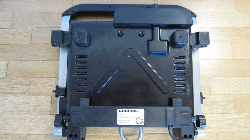 Настолен контактен грил Grundig CG5040-2000W