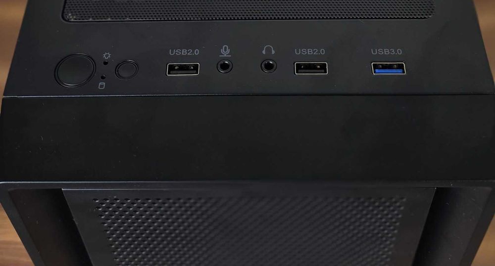 Нов | Ryzen 7 | RTX 5060 | 16 GB RAM | NVMe | Геймърски