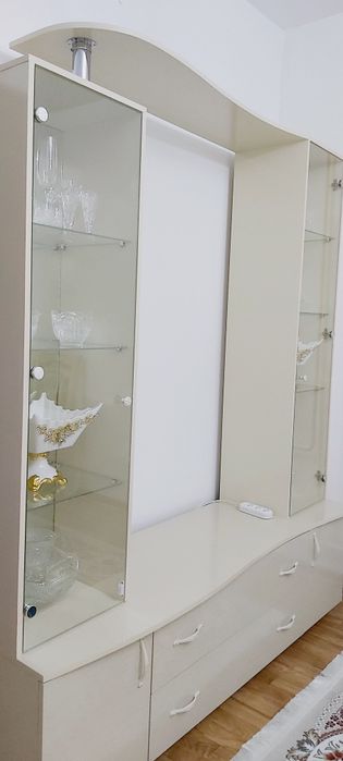Стенка сатылады қонақ бөлмеге немесе кухняға