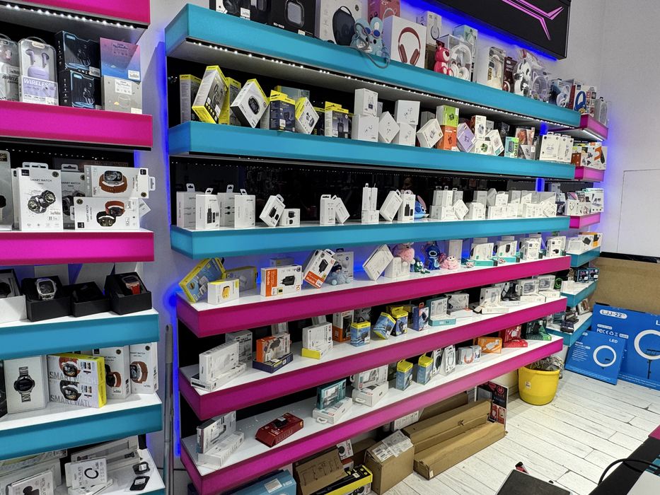 Mobila UNICĂ Slat Wall,pt.magazin de accesorii,incaltaminte,bijuterii