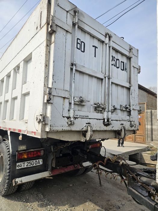 HOWO Самосвал Сотилади 
 Йили: 2020