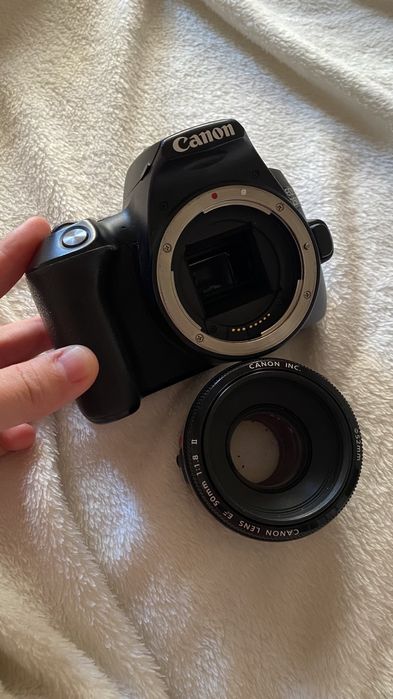 Камера canon 250d