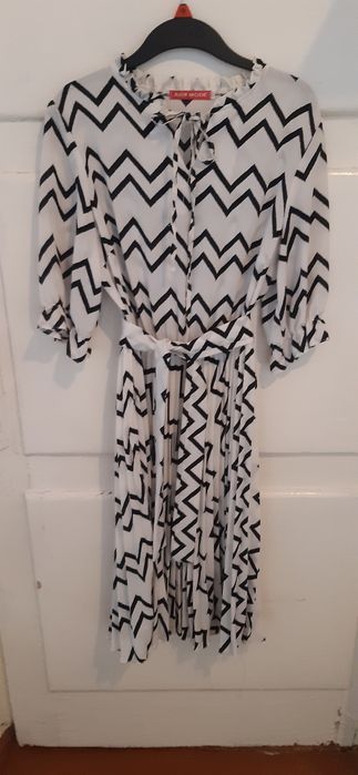 Женское новое платье