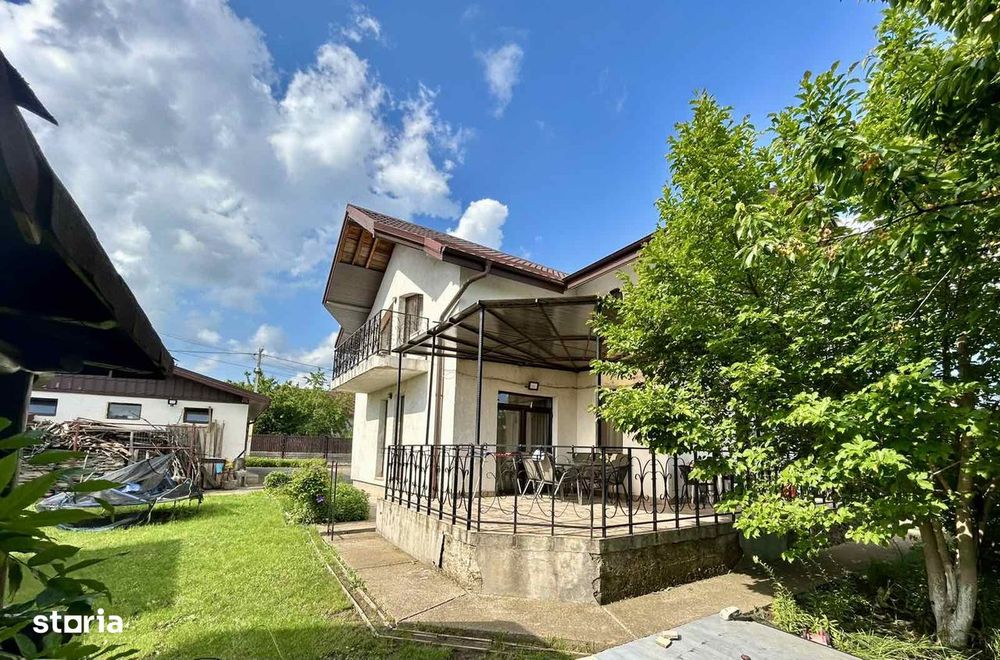 Vilă 1000 mp teren, 6 camere, garaj 2 mașini, foișor - Valea Lupului