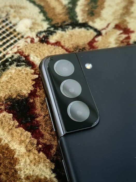 Продам Samsung s21 5g срочно