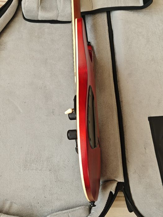 [Vând] Ibanez SEW761CW + padded case