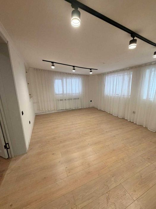 Продам 2-комн квартиру