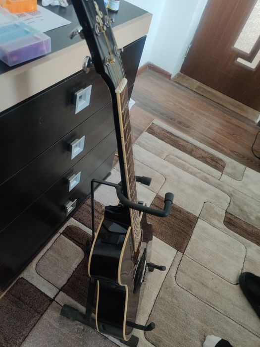 Chitară electro-acustică Yamaha APX600 – stare  foarte bună