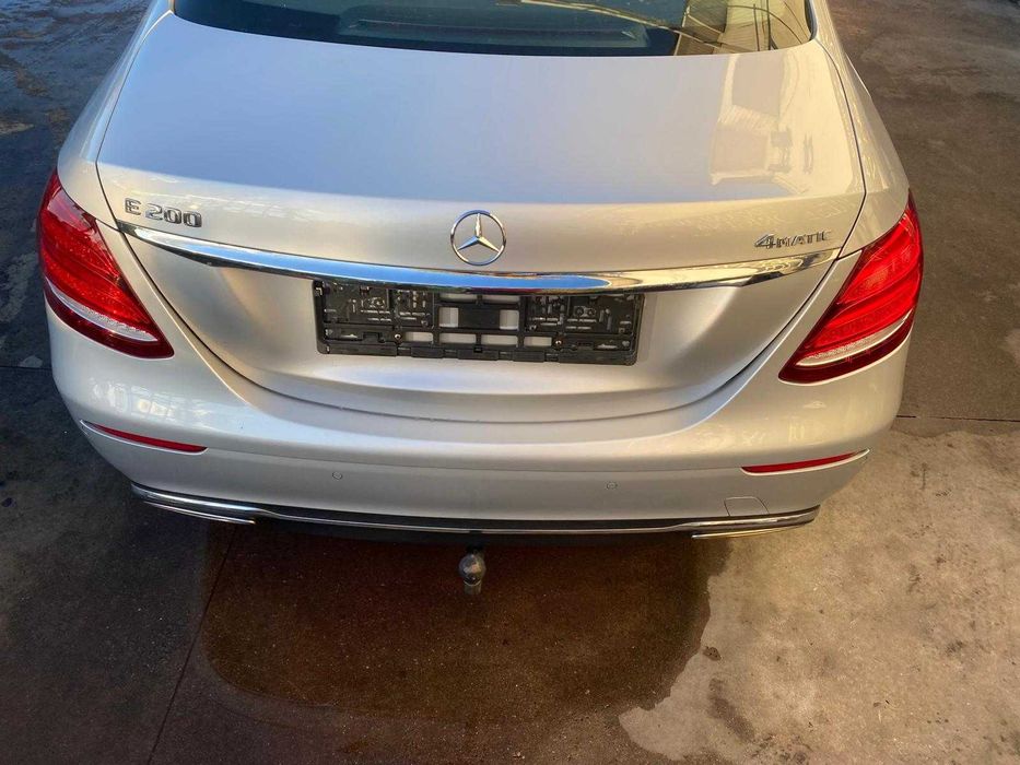 Dezmebrez Mercedes e-klass/ w213 /2.0D /2.0I/bara/far/oglinda/usa/geam