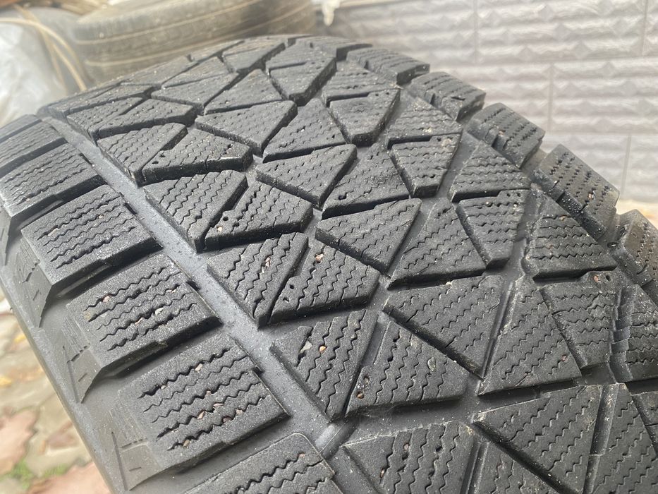 зимняя шина bridgestone