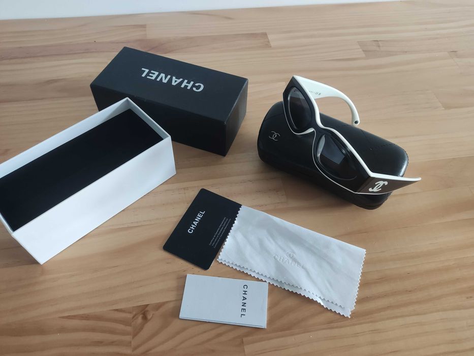 Ochelari de soare  Chanel