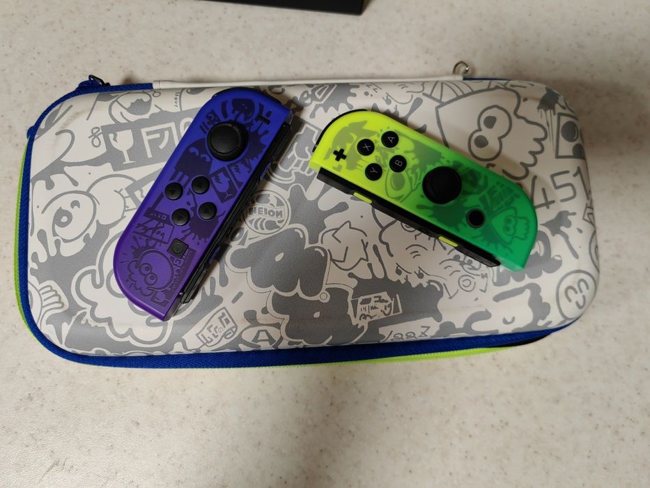 Nintendo Switch OLED +2 Joy-Con