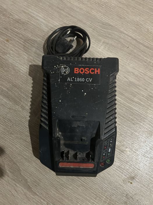 Incarcator BOSCH AL1860 CV