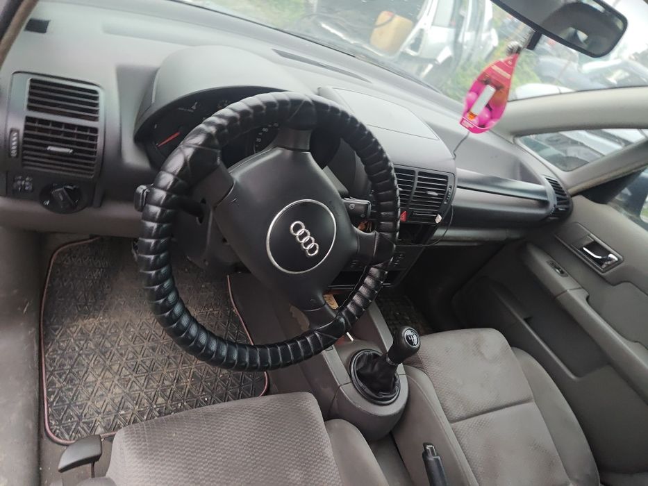 Audi a 2 на части 1.4 бензин  Ауди а 2