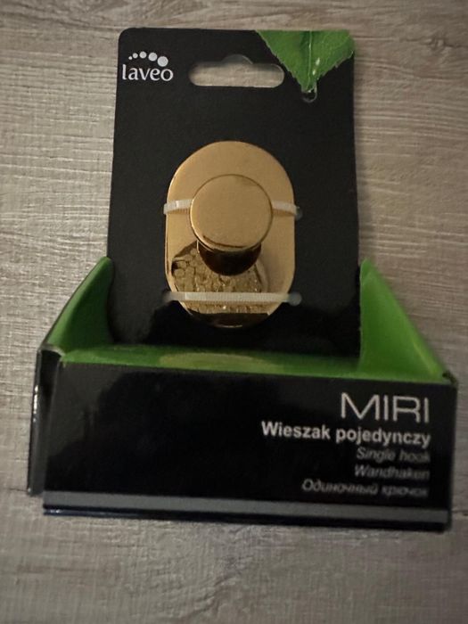 Нови закачалки Laveo MIRI ALM 811S – розово злато – 40 бр.