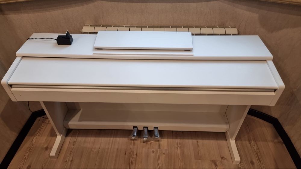 Продам пианино Yamaha Arius YDP-144