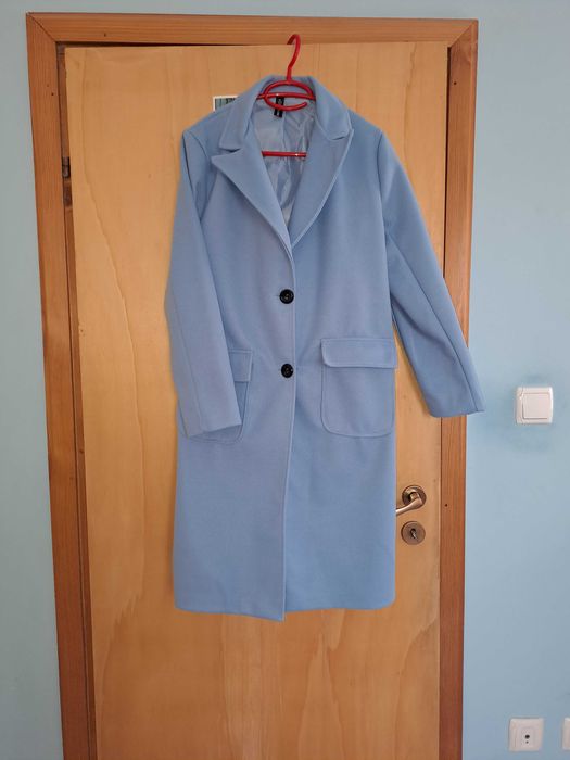 Дамско палто (чисто ново) М - Л