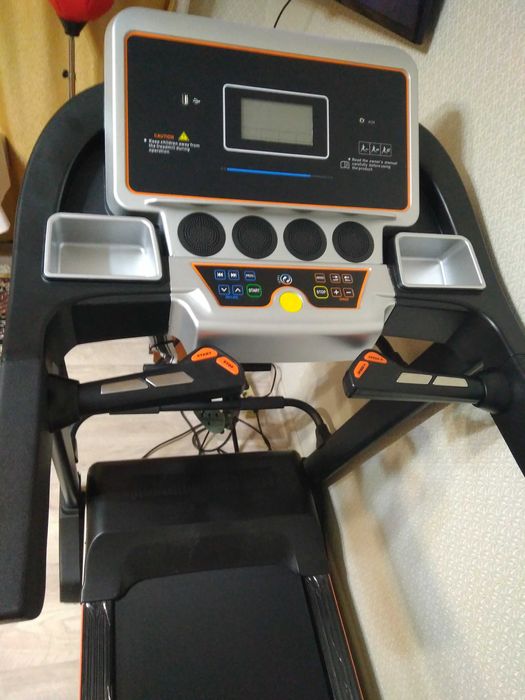 Продам беговую дорожку