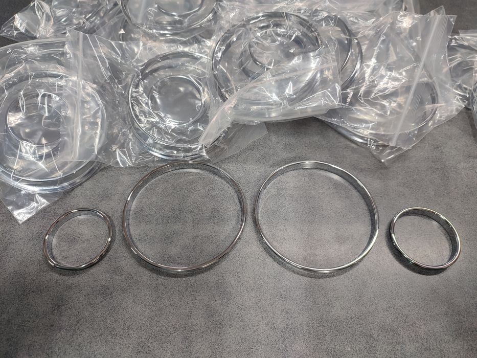 Кольца щитка приборов BMW E39