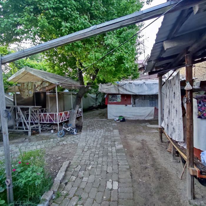 Большая Участка Катта Ховли.