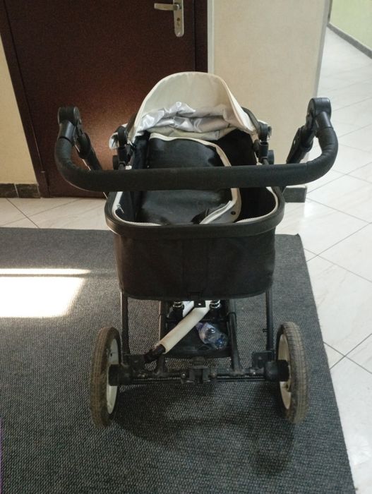 Продам Коляска в хорошем состояние