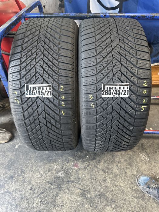 285/45/21Pirelli
