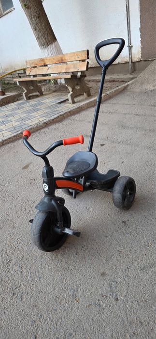 Трехколесный велосипед