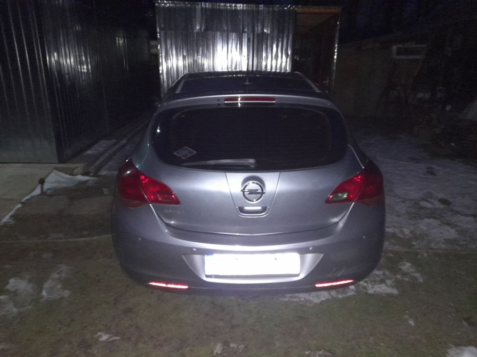 OPEL Astra 2011 — imagine 2