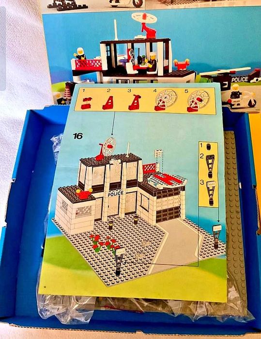 Lego 6386 Police Command Base