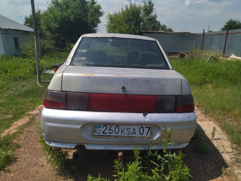 Продам ваз 2110 серый цвет.