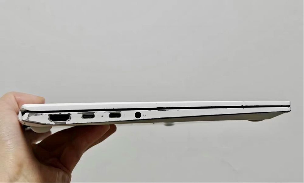 LG Gram 14 OLED ultrabuk i7 11gen, 16/512