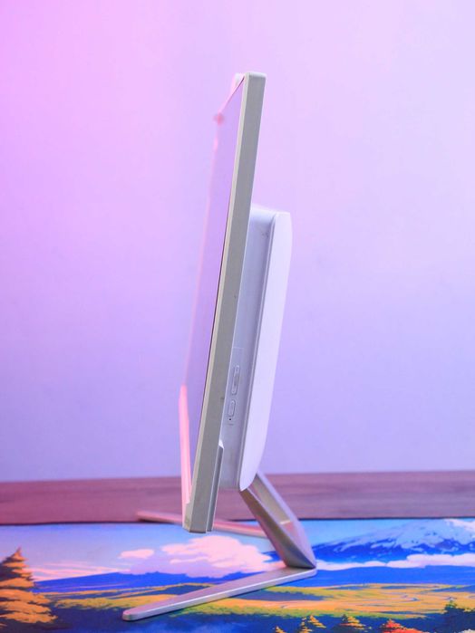 Arzon narxda oppoq monoblok sotiladi