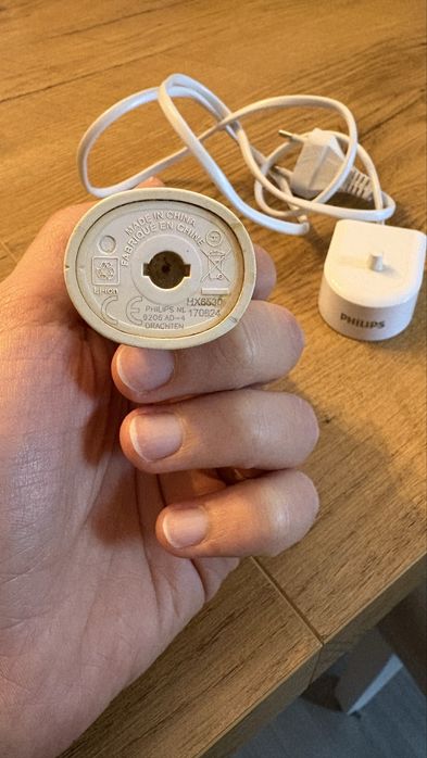 Periuta Philips Sonicare