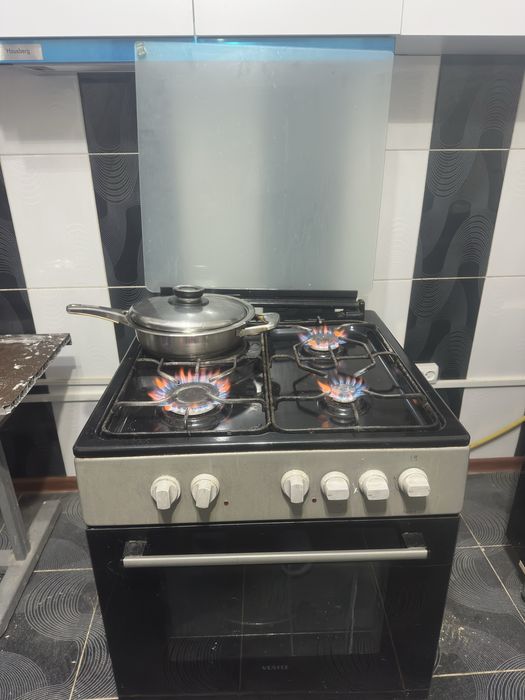 Газовая плита газ