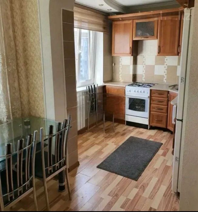 3 комнатная 63 м2 в районе 21 школы