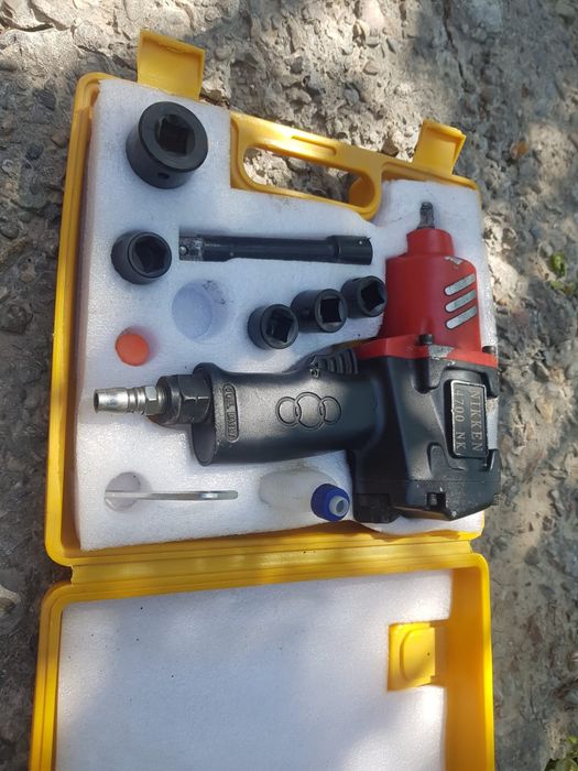 Гайковерт      пневматический