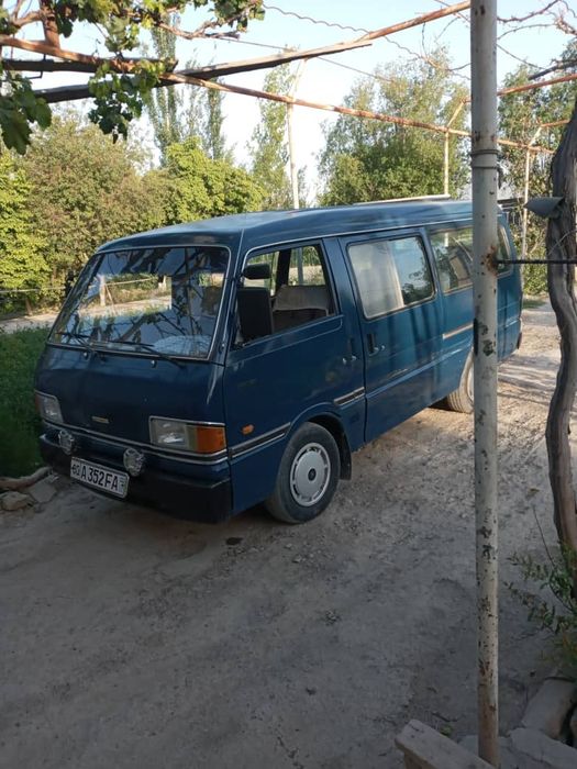 Мошина ишлаб турипти марка мазда