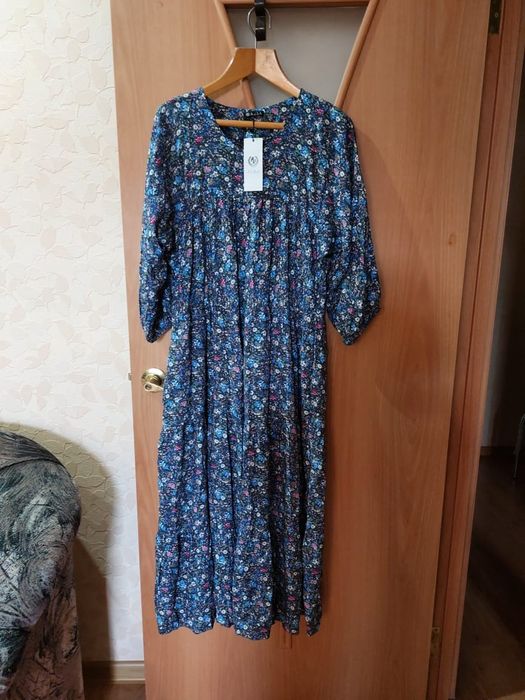 Продаю платье размера 48-50