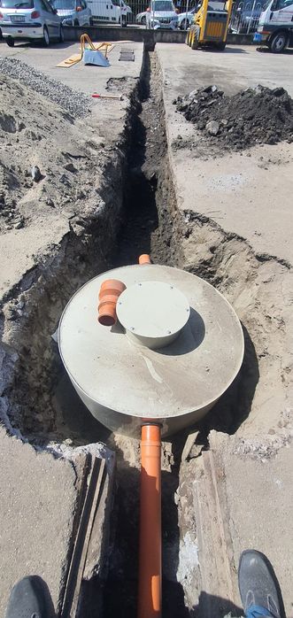 Lucrari cu miniexcavatorul și bobcat,transport moloz.