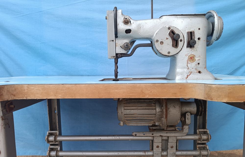 PODOLSK sanoat tikuv mashinasi ( original elektr motorli)