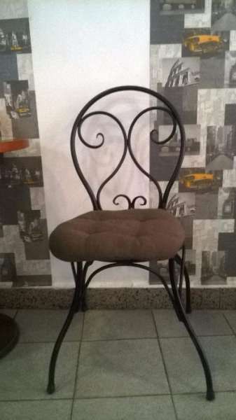 столове от ковано желязо