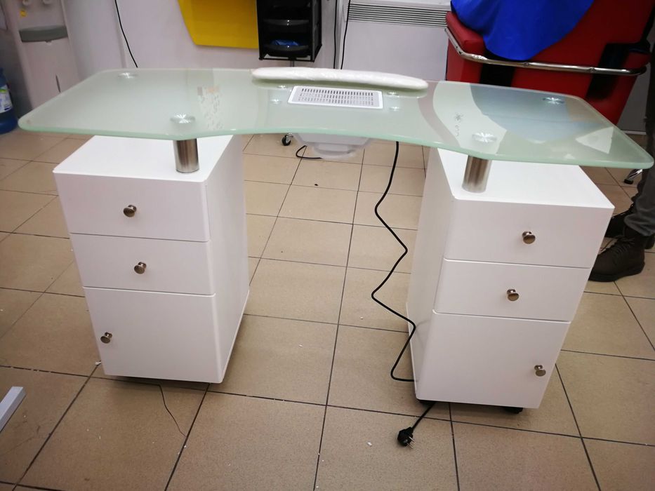 masa unghii false masa birou manichiura