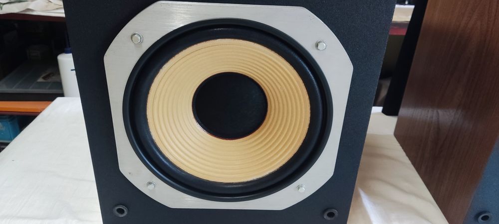Тонколони JVC SK-700 като нови