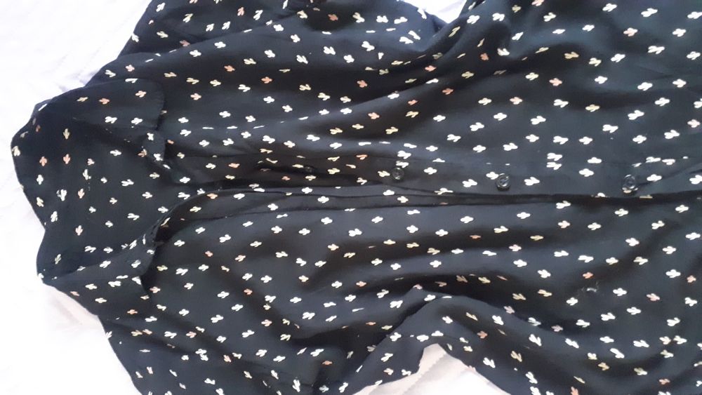 Елегантна дамска ризка