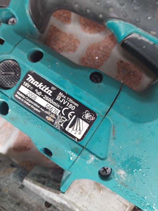 Зеге Makita  BJV180 на 18V li on