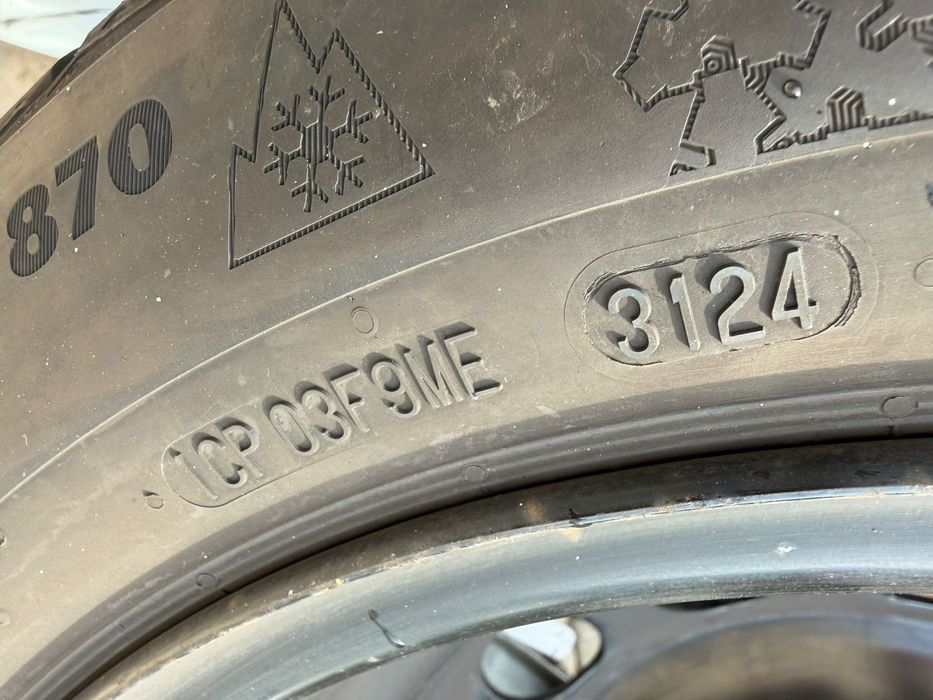 Jante originale  vw golf 16”+anvelope 205.55.16 Continental iarna NOI